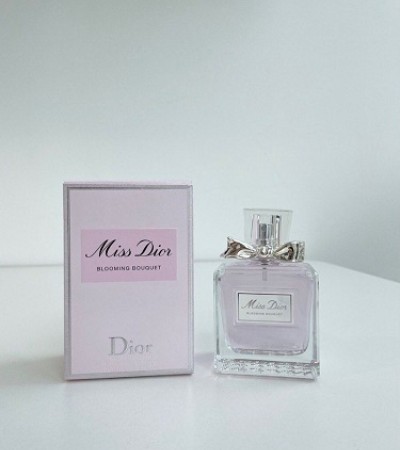 Miss Dior女士绽放花束100ml Miss Dior女士绽放花束100ml